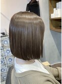 ミルクティーベージュ