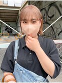 暖色ベージュ　ウォームベージュ　切りっぱなしボブ　ベージュ