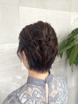 サロン Salon アイ アート 結婚式お呼ばれ ショートアレンジ