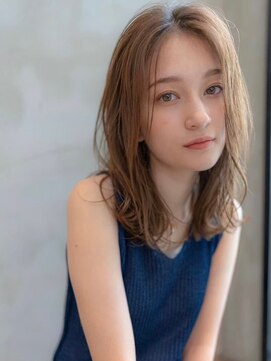 イオ 本厚木(io) 20代30代大人かわいいベージュカラー前髪レイヤーカットくびれ