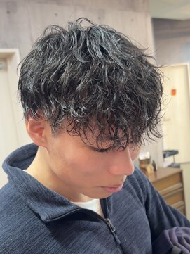 メイン(MENIN) 【Insta@hi_de0205】波巻きパーマスタイル[相模大野/町田/眉毛]