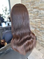 メゾン アヴァロ(Maison Avallo)&nbsp;ほんのりピンクベージュロングヘア