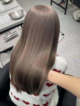 ペレ 梅田(PELE) イメチェン/ホワイトブロンド/外ハネボブ/美髪/梅田