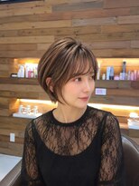 ロハスバイケンジ(LOHAS by KENJE) 白髪ぼかしハイライトのくびれショート
