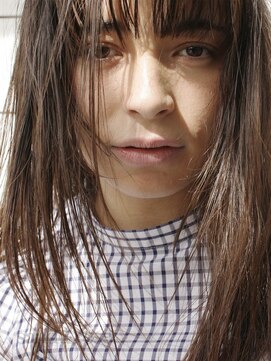 サンドアンドローズ(sand rose) ゆるっと動くストレート