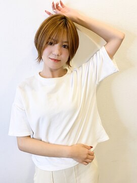 ミエルヘアーエスト 新宿店(mielhair est) 外ハネミディ【新宿】