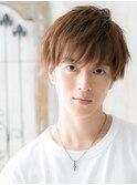 ハイトーンカラーの抜け感ヘアショートM
