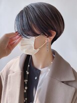 モリオフロムロンドン 原宿本店(morio from London)&nbsp;【morio 原宿】刈り上げハンサムショート　インナーカラーブルー