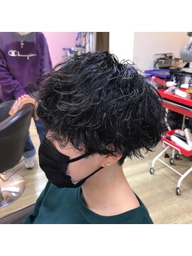 ルシードスタイルアートラッシュ(LUCIDO STYLE ARTRUSH) 波打ちパーマ