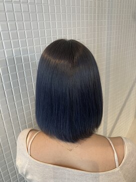 チャフ ヘアーアンドネイル(CHAFF hair&nail) ブルーブラックボブ