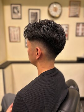 スカイマスターバーバー 渋谷(SKY MASTER BARBER) スキンフェードパ-マスタイル<理容室>[床屋/シェービング/渋谷]