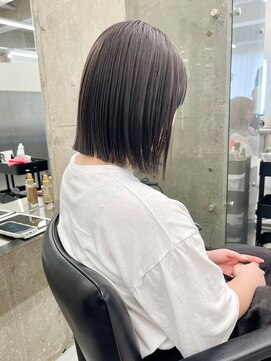 ノエ(noe) 切りっぱなしボブ×透明感カラーR-35