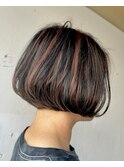 太めハイライトショートボブ