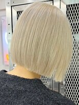 ウィコ 新宿(WICO)&nbsp;ホワイトベージュ[新宿駅/ボブウルフ/ダブルカラー/小顔]