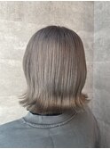 ナチュラルグレージュ