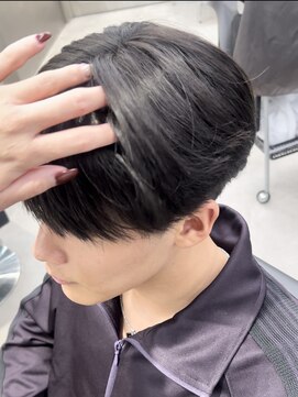 リベル(LIBER) 曲がる縮毛矯正/曲がる縮毛矯正メンズ/メンズパーマ/八王子/眉毛