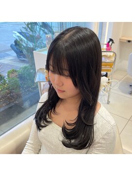 カペリベラ 寝屋川店(Capelli Bella) レイヤーカット