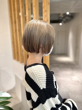 アイリー 名古屋(A/LEE) ルーツカラー