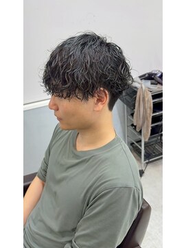 オゼル(OZEL) ミニウルフチェリーブラウンホワイトグレージュフェザーパーマ