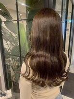 リムレス(LIMLESS)&nbsp;顔周りレイヤー/ダブルカラー/髪質改善/ケアブリーチ万代新潟駅