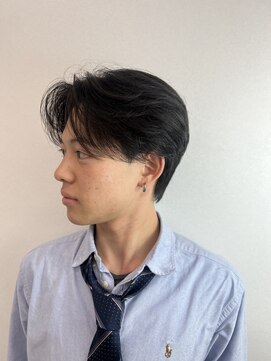 ステージ(STAGE) ダウンパーマ　ニュアンスパーマ　センターパート