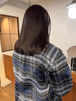 カールム(carlm)&nbsp;【艶感ピンクブラウン×まとまるミディ】