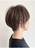丸みショートボブ顔周りカットくびれショートグレージュ韓国ボブ
