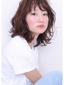 バズ ヘアーメイク(buzz Hair make) [buzz-Hairmake]くびれミディ（カール）エアーウェーブ