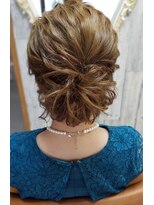 ラピスラズリ(Lapis Lazuli)&nbsp;ショートアレンジ　4 (熊本 ヘアセット専門店 下通