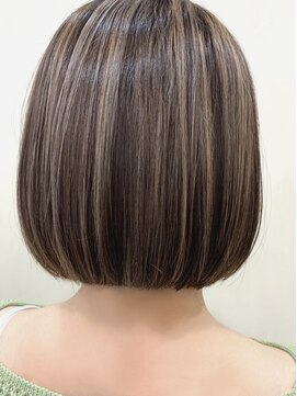 ネオリーブウリ 二子玉川店(Neolive uri) 前髪マチルダボブピンクベージュインナーグレージュ韓国ボブ