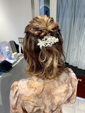 テトラ バイ ネオリーブ 横浜西口店(tetra by neolive) ＊ゆるふわハーフアップアレンジ＊