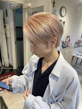 テトラ バイ ネオリーブ 横浜西口店(tetra by neolive) 横浜☆ハイトーンヘアーケアブリーチのピンクシルバー