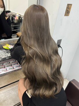 オズ 郡山桑野店(OZ) イメチェンハッシュカットフルバング似合わせレッドブラウン