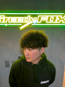 グリーディーフォックス 代々木(Greedy FOX) 波巻き/ハイライト/マッシュパーマ/ウルフ[シェービング]