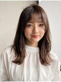 前髪大人可愛いレイヤーカットエアリーロング似合わせカット"