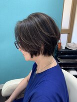 マーズソレイユラモード(mars soleil la mode) 白髪ぼかしハイライト前下がりショートボブ