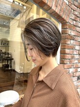 アウル 根津 千駄木(aulu) ＊20代30代40代くびれショート/ハイライトカラー/透明感カラー