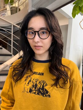 ロライマ 中目黒(roraima) くせ毛活かし/ミディアムロング/センターパート