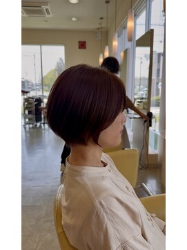 エマビビット 港店(EMA VIVID) ショートボブ