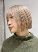 韓国ヘア顔周りレイヤーカットミディアムレイヤーハイトーンボブ