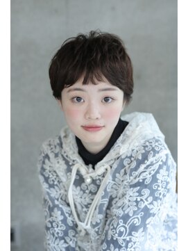 マグノリア(MAGNOLIA) ラウンドバングショート/ワンカールパーマ