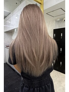 リア 大阪梅田(Ria) ～ミルクティーベージュ～【Ria 大阪梅田】