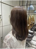 ナチュラルレイヤー×ブリーチなし明るめベージュカラー