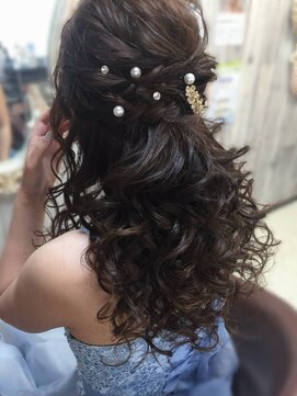 ラピスラズリ(Lapis Lazuli) ハーフアップ　4 (ヘアセット専門店 下通 熊本)