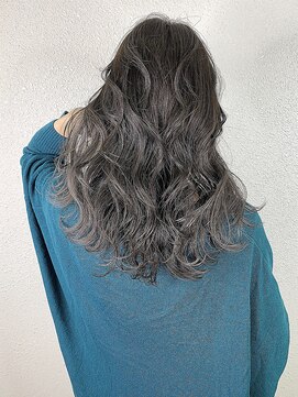 ブランシュ バイ アルティナ(Blanche by artina) グレージュ×インナーカラー[Blanche川崎]