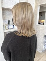 キャアリー(Caary)&nbsp;福山市美容室Caary 冬のブリーチカラー ホワイトベージュ