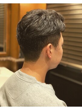 メンズ七三分け 40代50代 髪型 丸の内 東京 大手町 L ヒロギンザバーバーショップ 丸の内店 Hiro Ginza Barber Shop のヘアカタログ ホットペッパービューティー