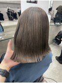 ハイトーンカラーオリーブグレージュ透明感ボブ20代30代