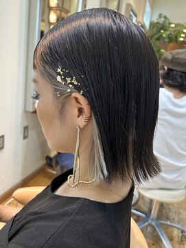 ビュートリアム 福岡(BEAUTRIUM) フィンガーウェーブで作るタイトヘア