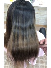 髪の負担の少ない縮毛矯正　#美髪 #艶髪 #ストレート #縮毛矯正 #酸性縮毛矯正